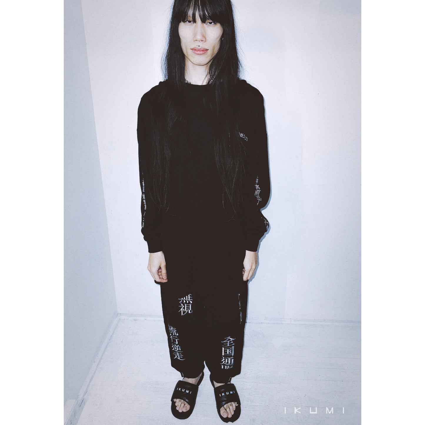 株式会社IKUMI LONG T 1