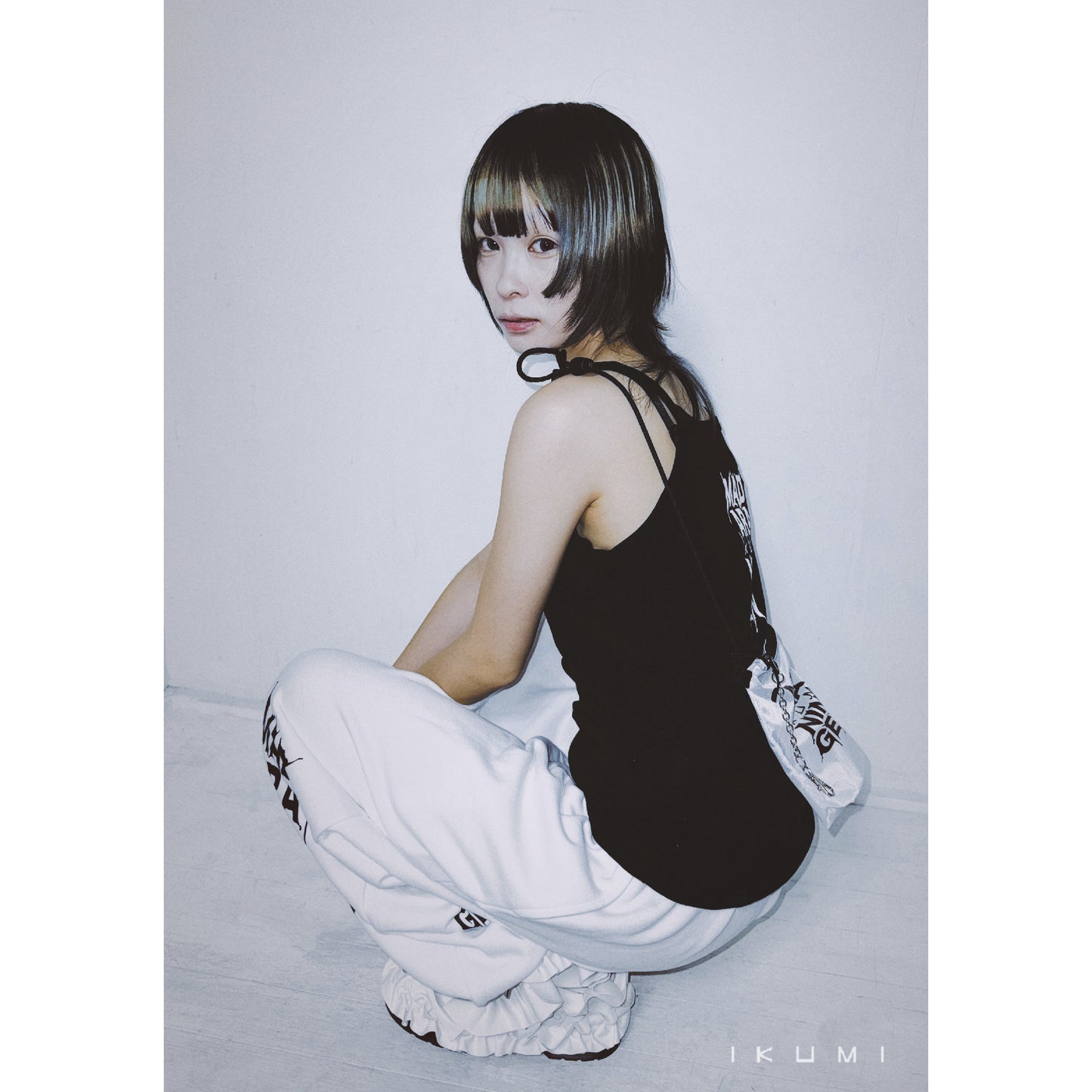 IKUMI×MADARANINGEN BizzareLOGO Camisole