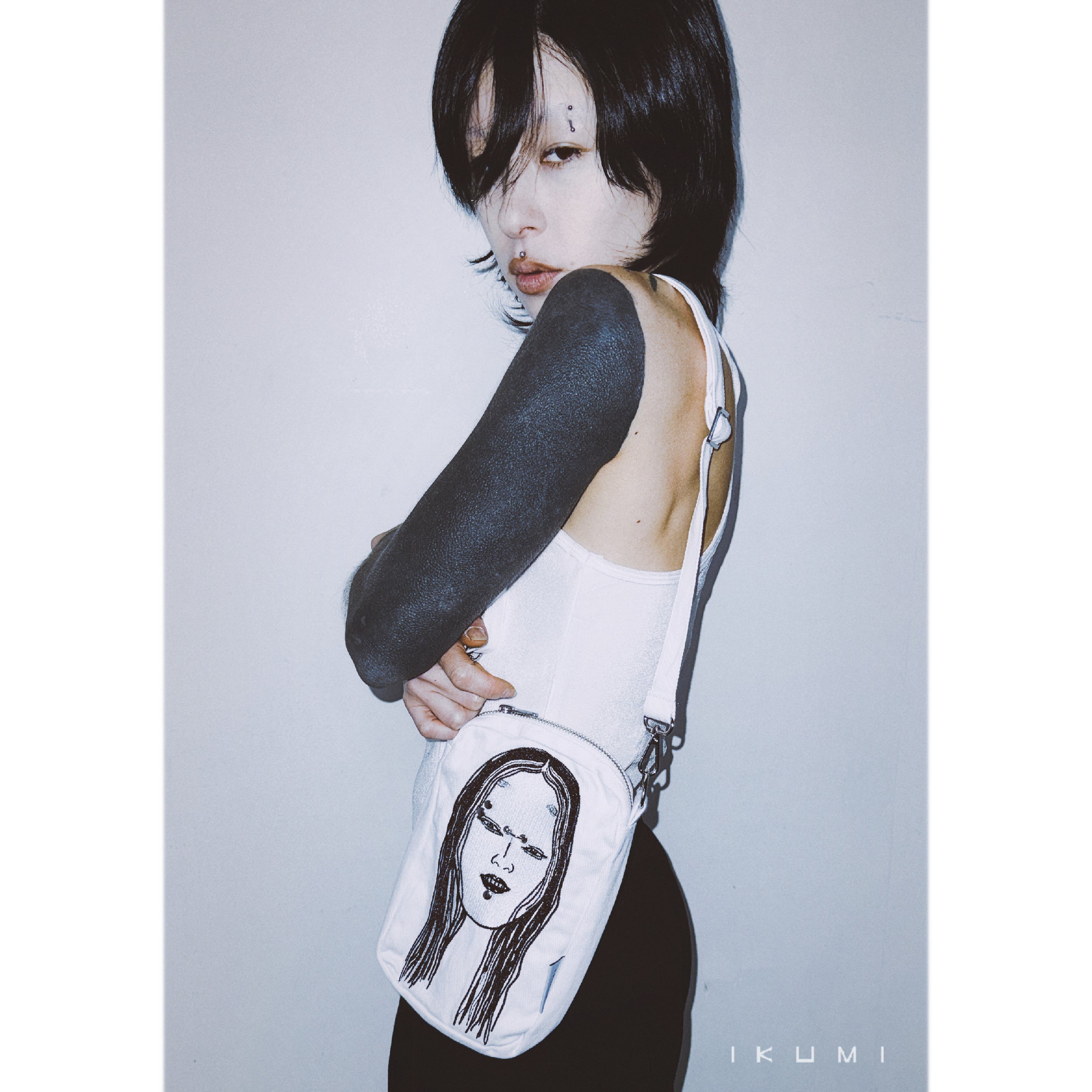 ikumibag-whit.jpg?v=1773382600