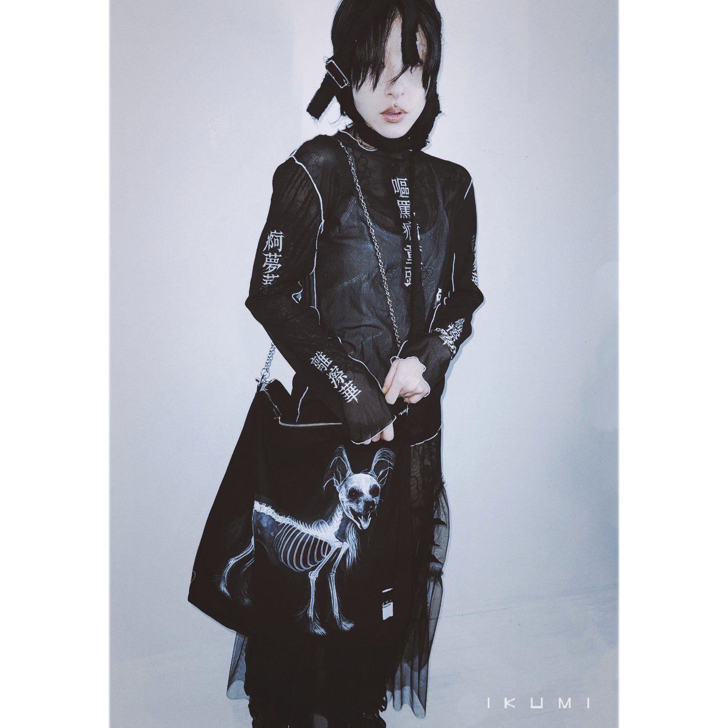 IKUMI×MADARANINGEN KIMERA BAG