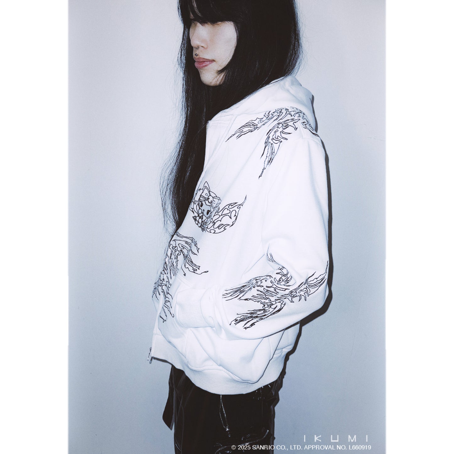 KUROMI×IKUMI HOODIE