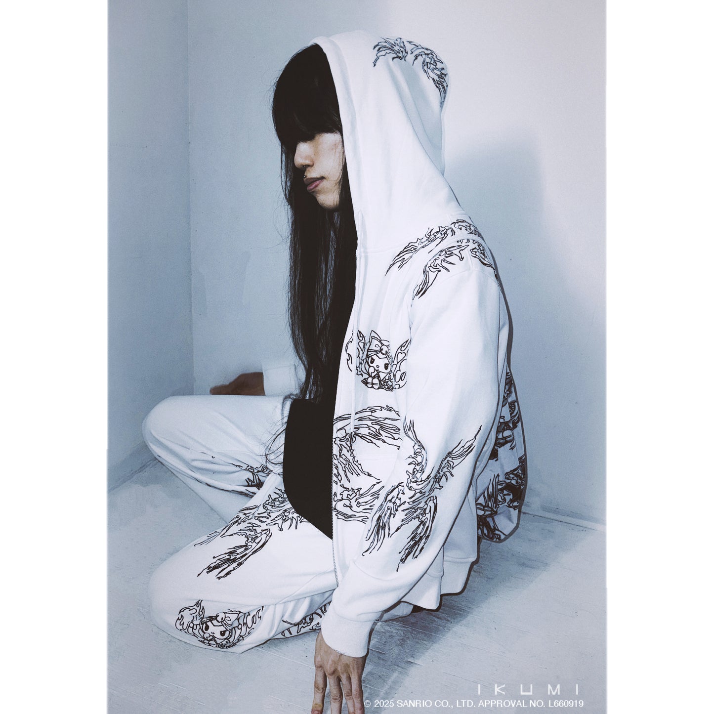 KUROMI×IKUMI HOODIE