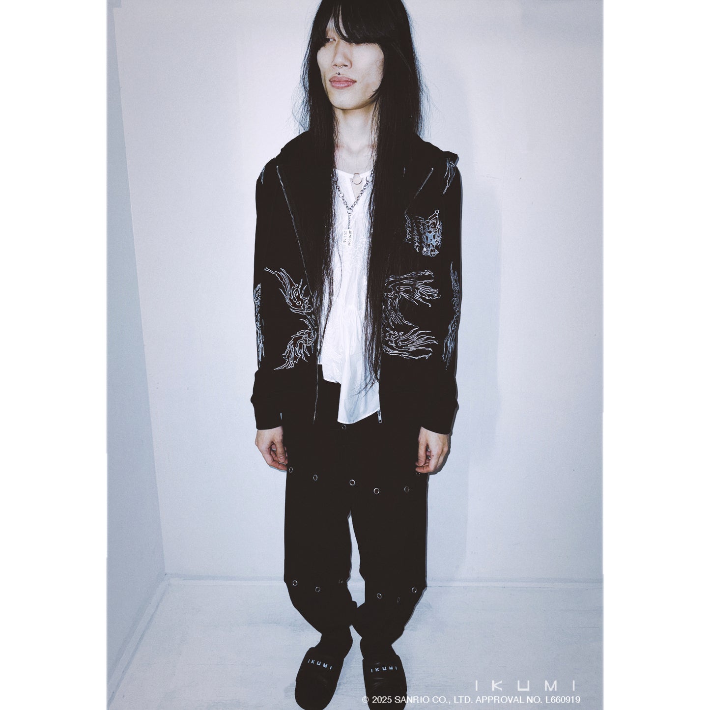 KUROMI×IKUMI HOODIE