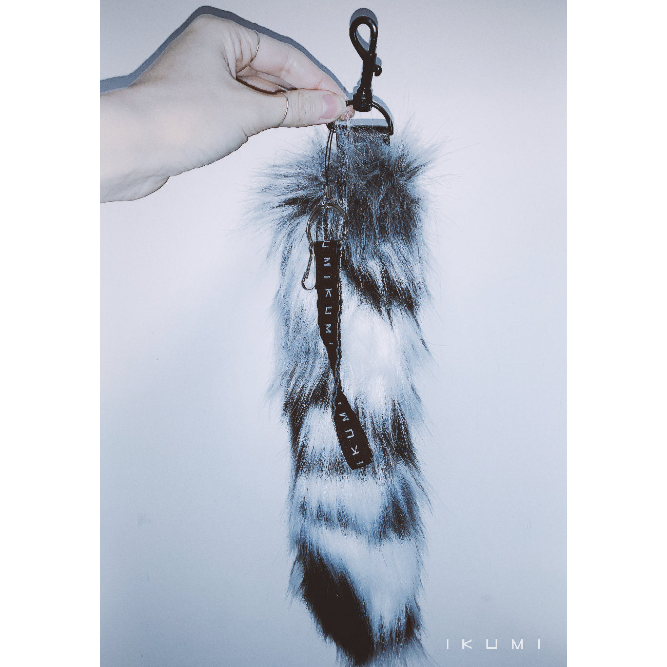 FUR TAIL MIX KEY HOLDER