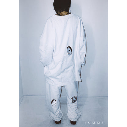 SCATTERED NOH MASKS SWEAT PANTS