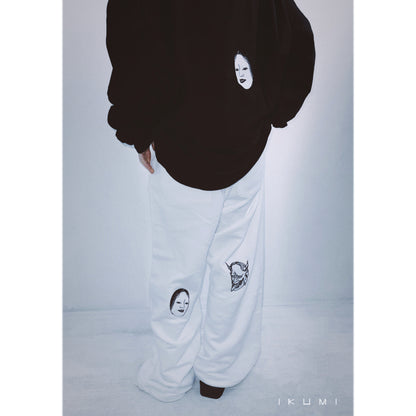 SCATTERED NOH MASKS SWEAT PANTS