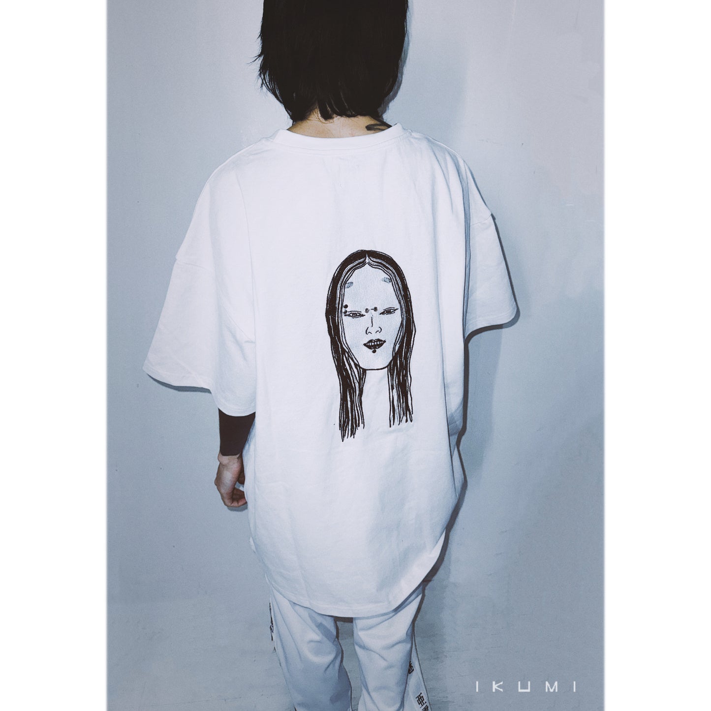 INNOCENT GIRL PIERCED T