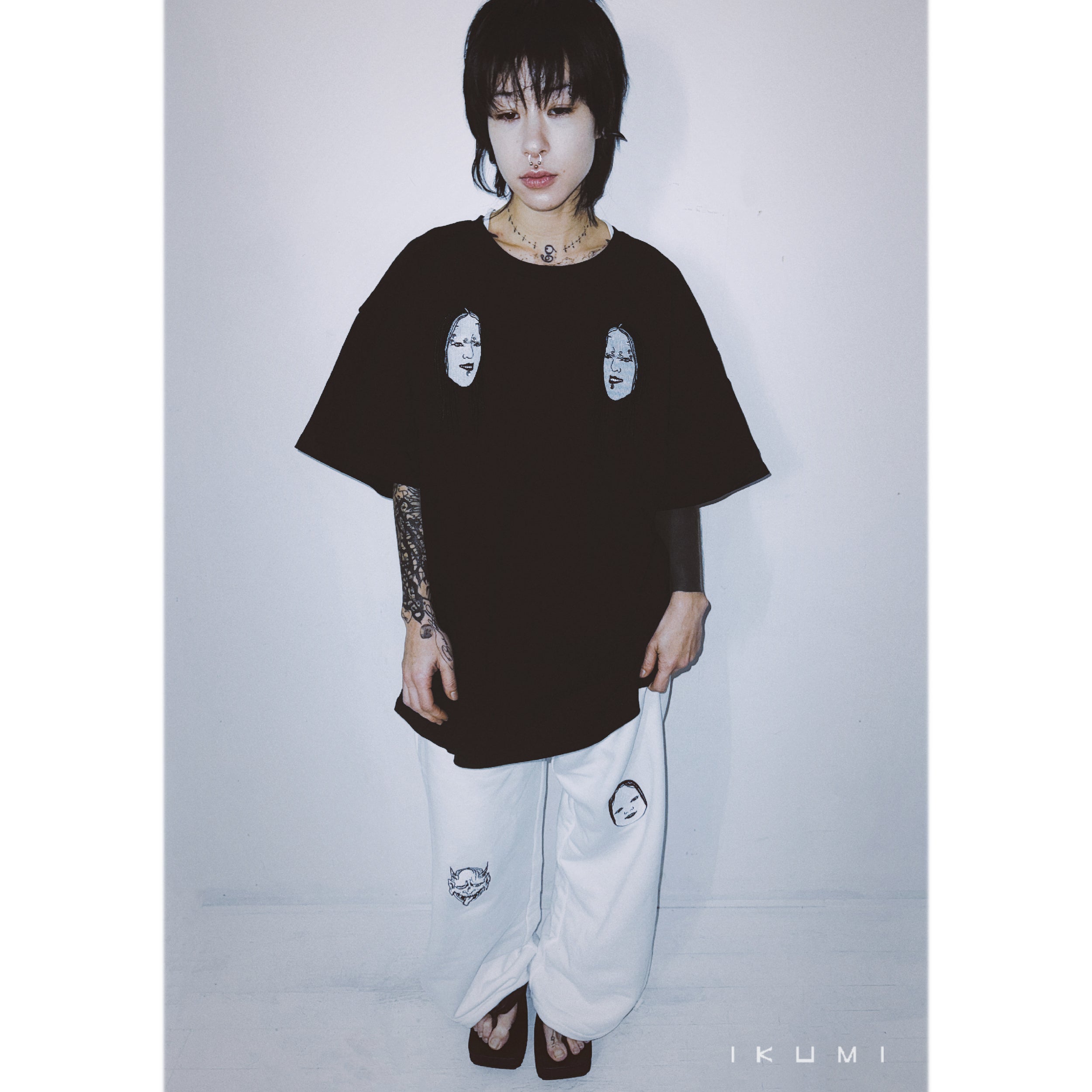 小面 PIERCED T – IKUMI