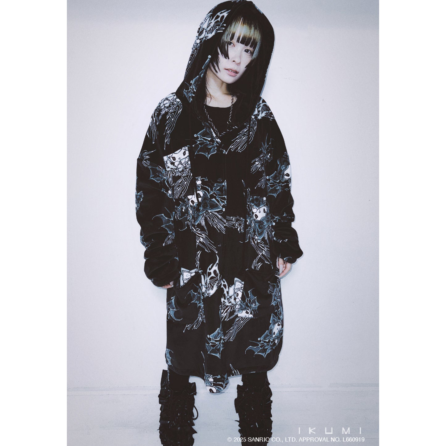 KUROMI×IKUMI FREECE REVERSIBLE GOWN