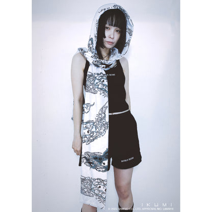 KUROMI×IKUMI HOODIE MUFFLER