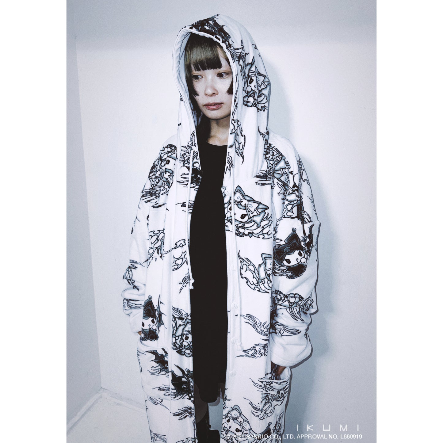 KUROMI×IKUMI FREECE REVERSIBLE GOWN