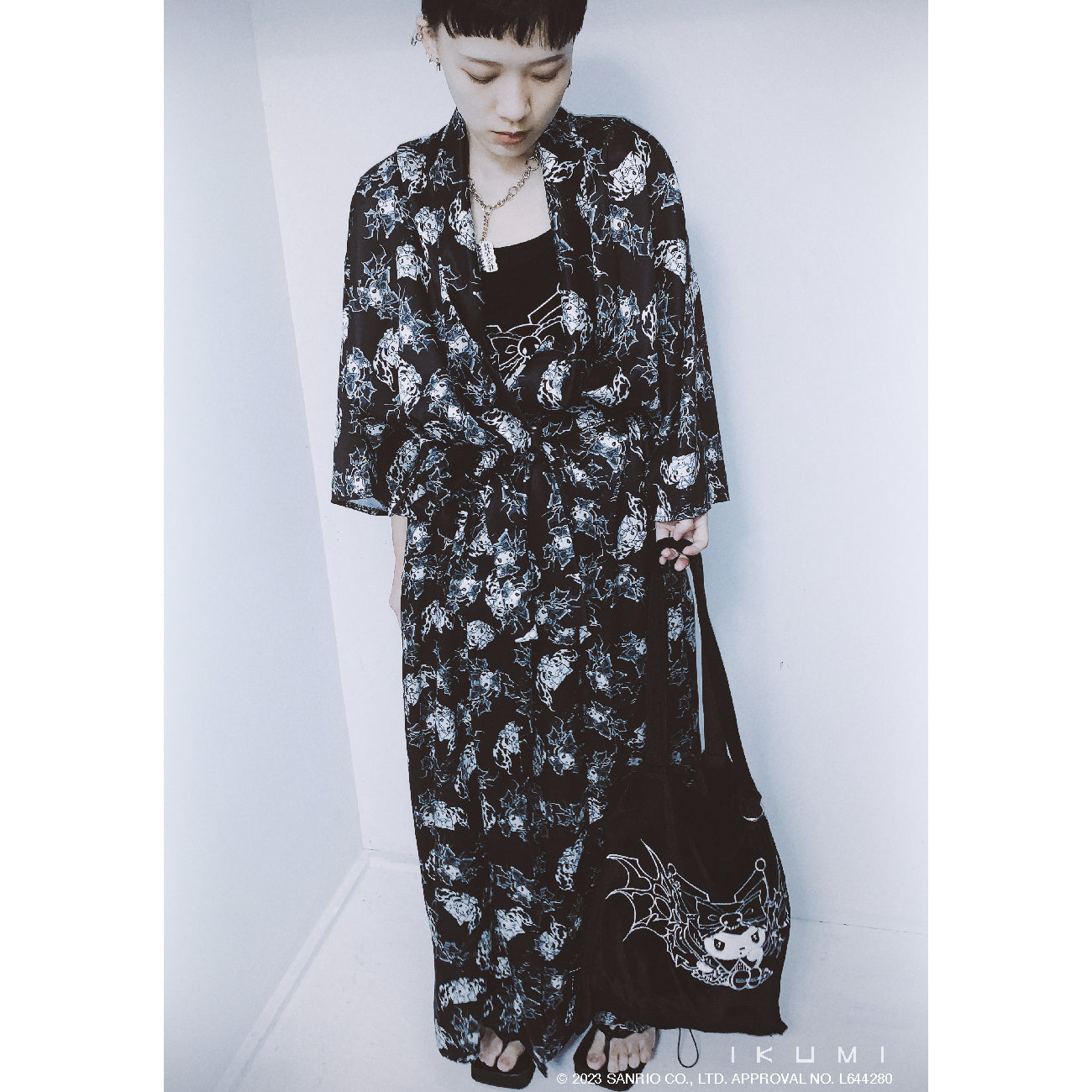KUROMI×IKUMI PIERCED TOTE