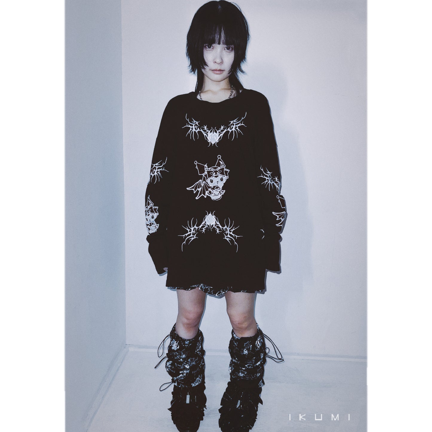 KUROMI×IKUMI LEG COVER