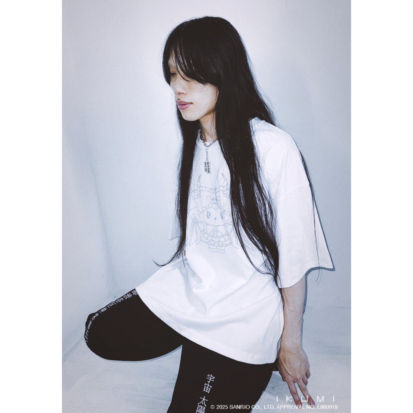 KUROMI×IKUMI RHINESTONE T