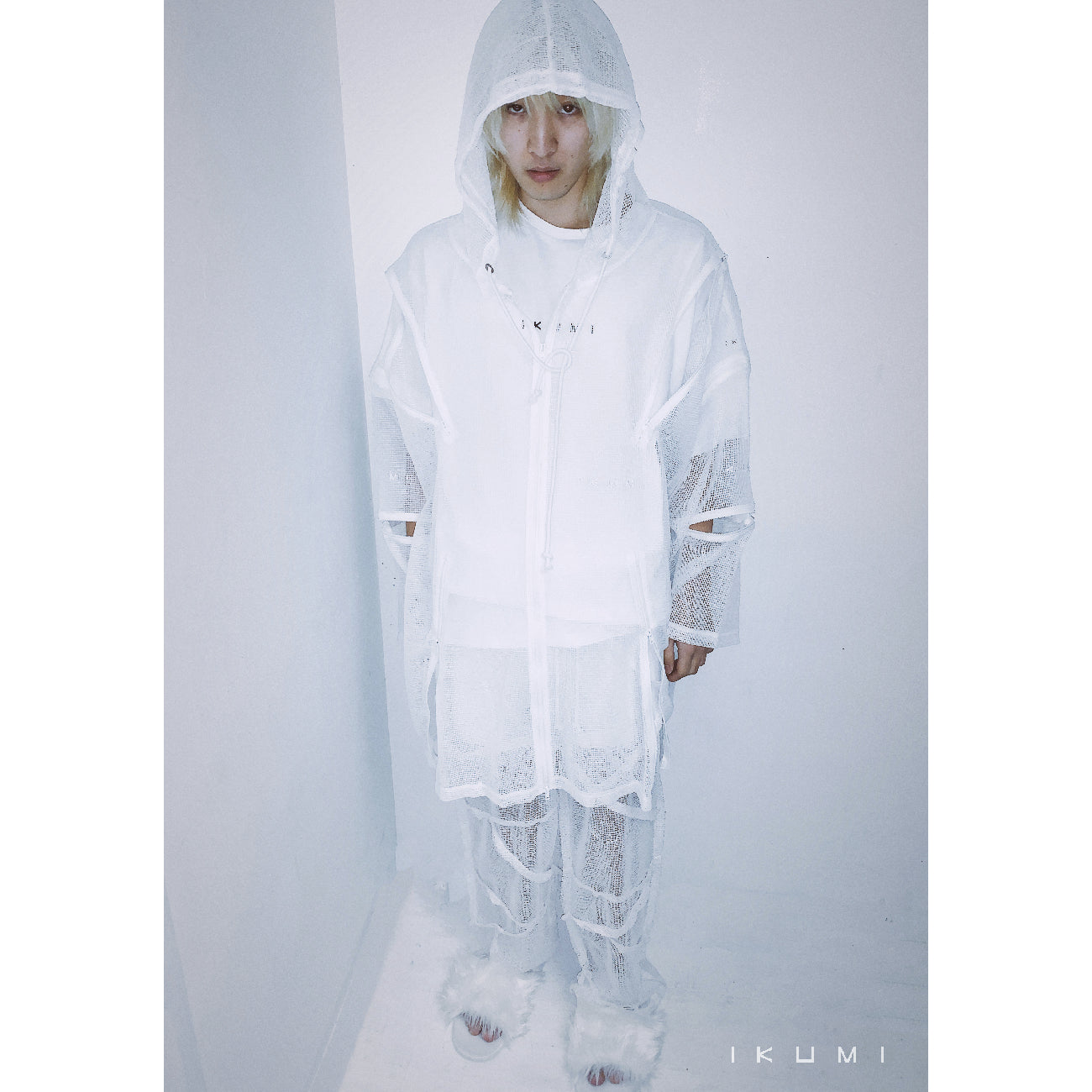 IKUMI MESH HOODIE