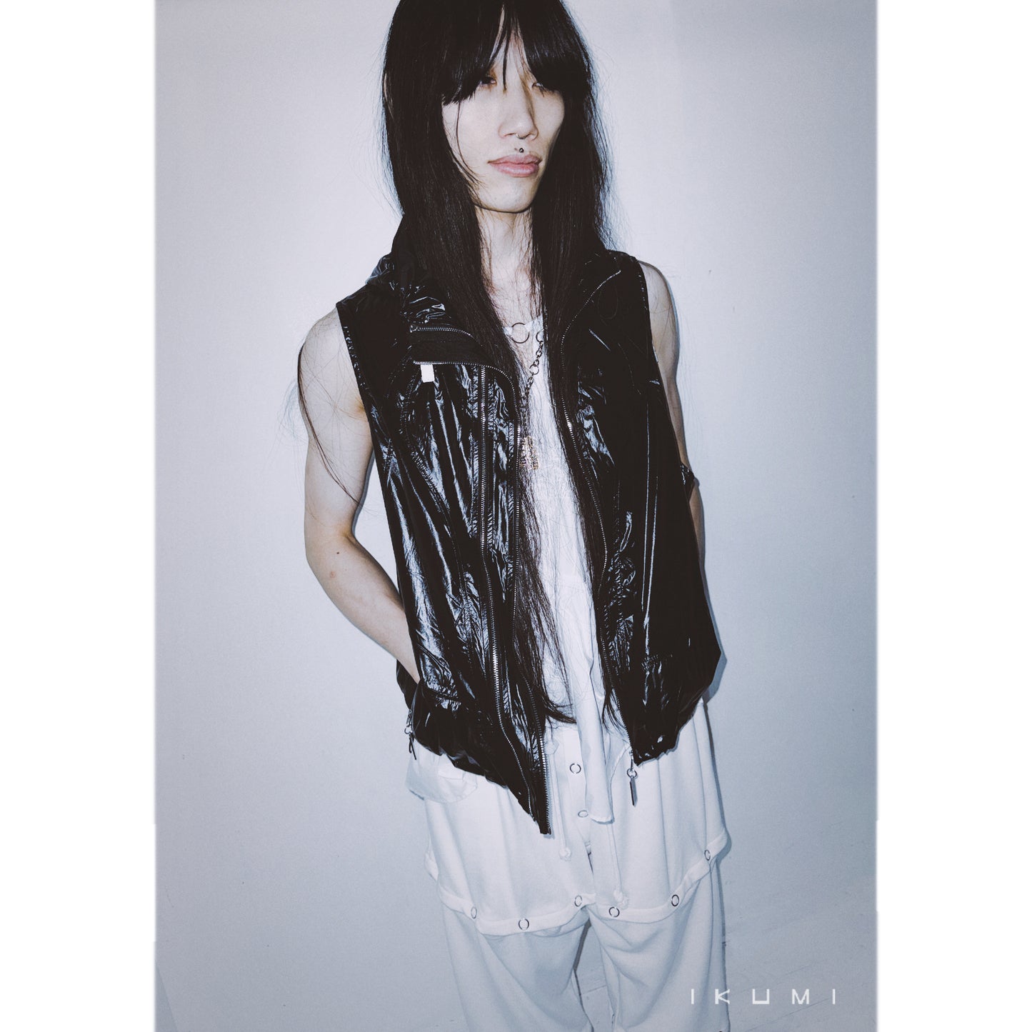 TRAININGSHOSE MIT DRUCKKNÖPFEN