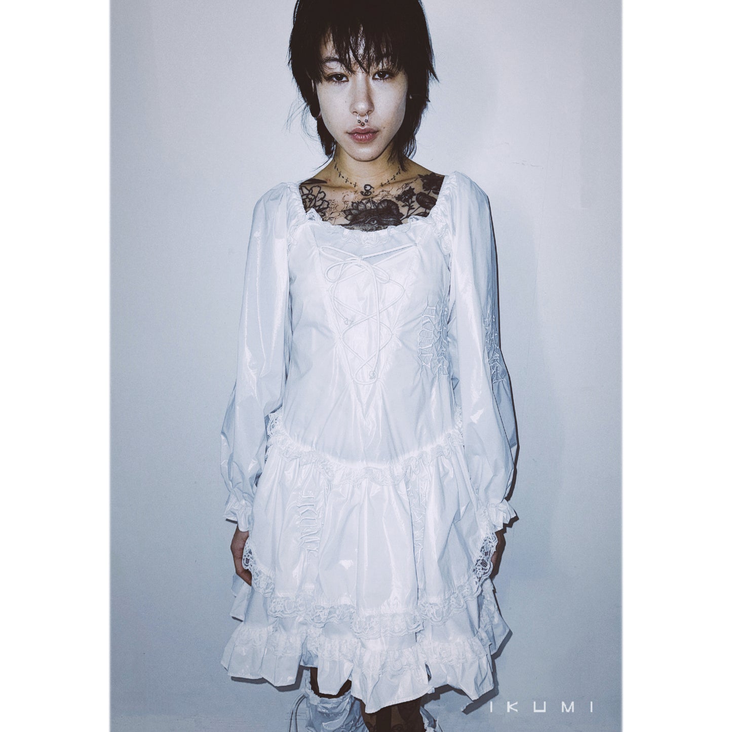 NYLON LONG SLEEVE ONE-PIECE