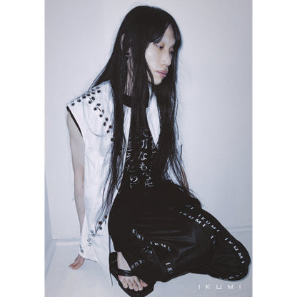 PIERCED ZIP VEST