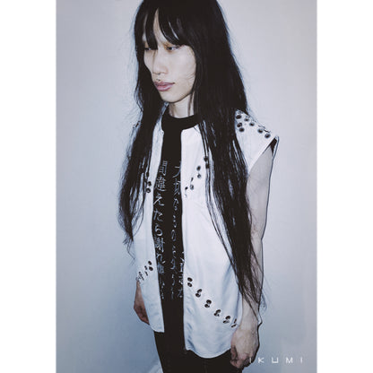 PIERCED ZIP VEST