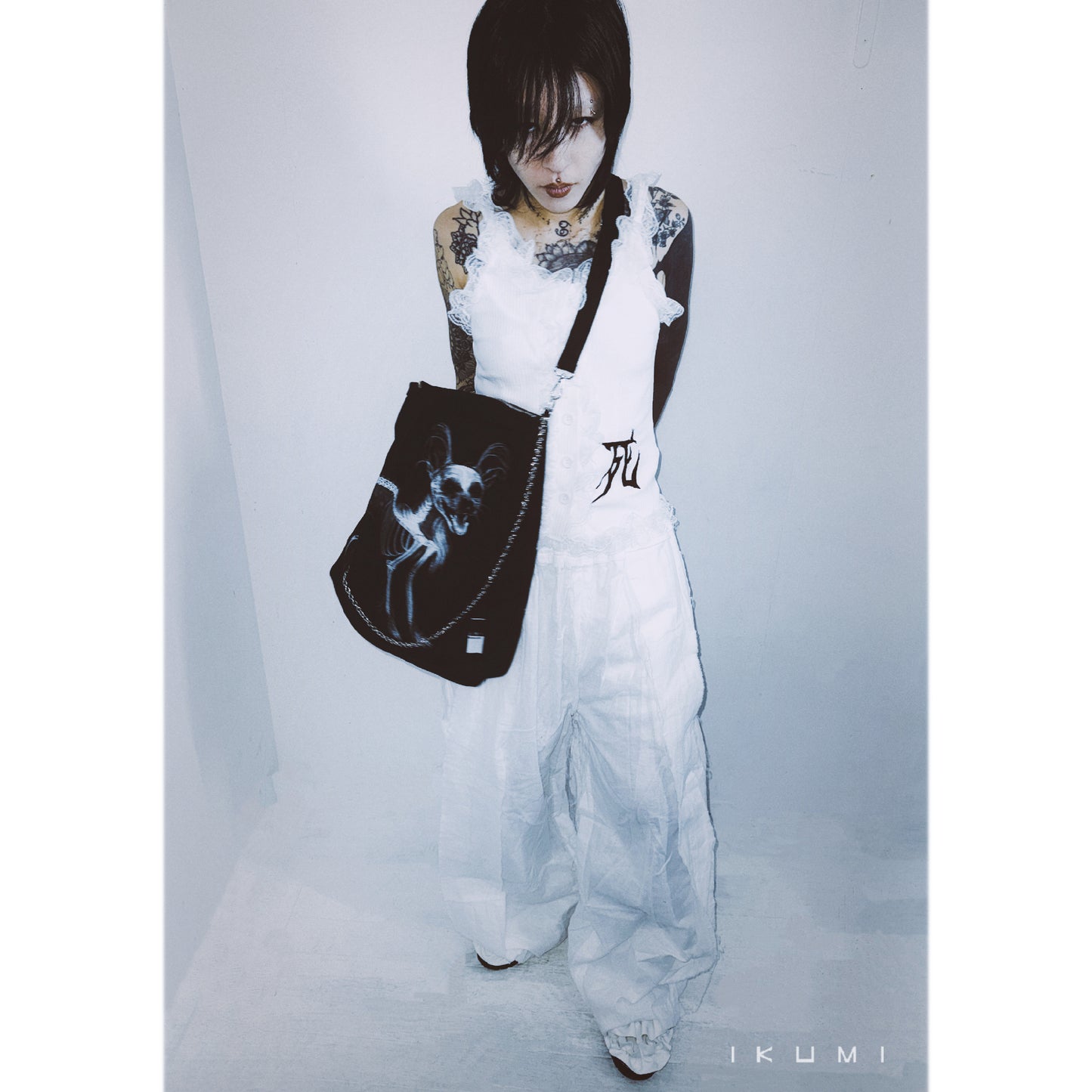 IKUMI×MADARANINGEN Gauze Wide pants