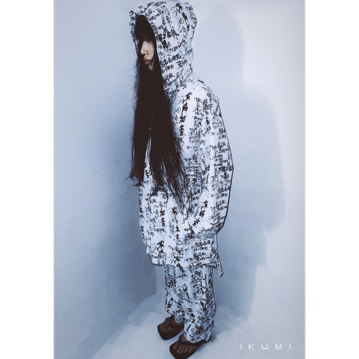 IKUMI×残響シ念展 企画書 LONG PANTS