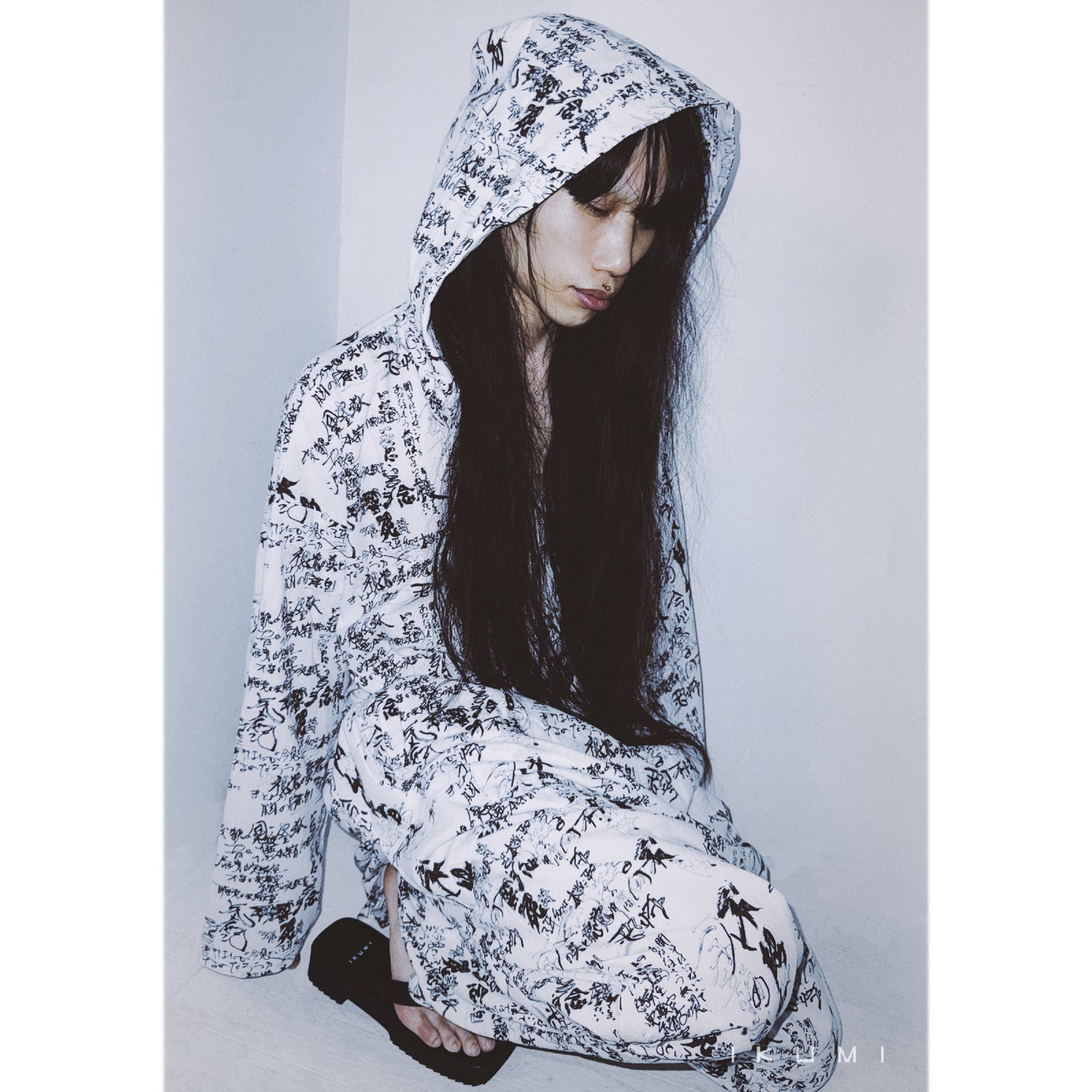 IKUMI×残響シ念展 企画書 LONG PANTS