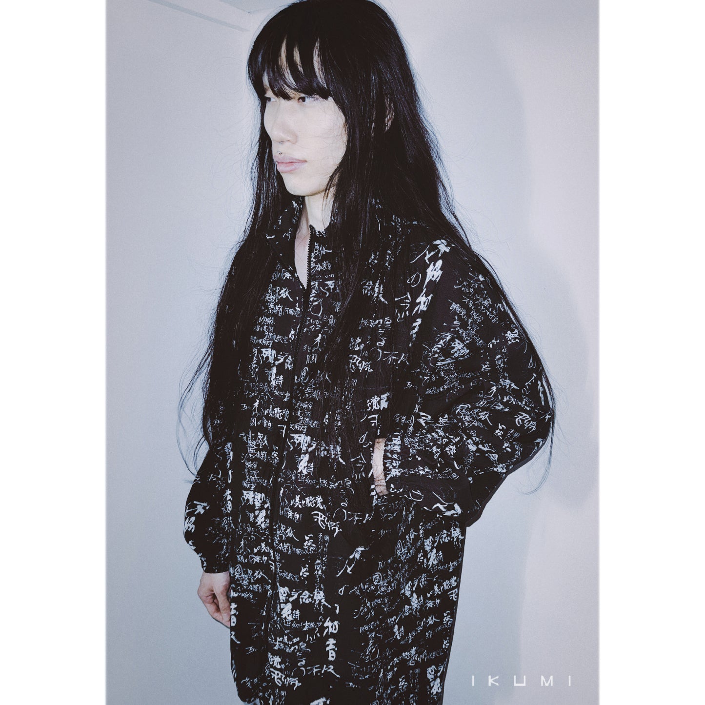 IKUMI×残響シ念展 企画書 JACKET