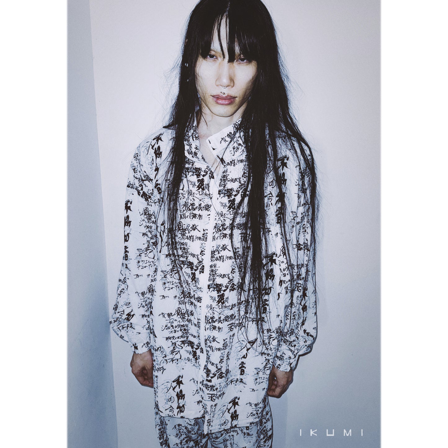 IKUMI×残響シ念展 企画書 JACKET