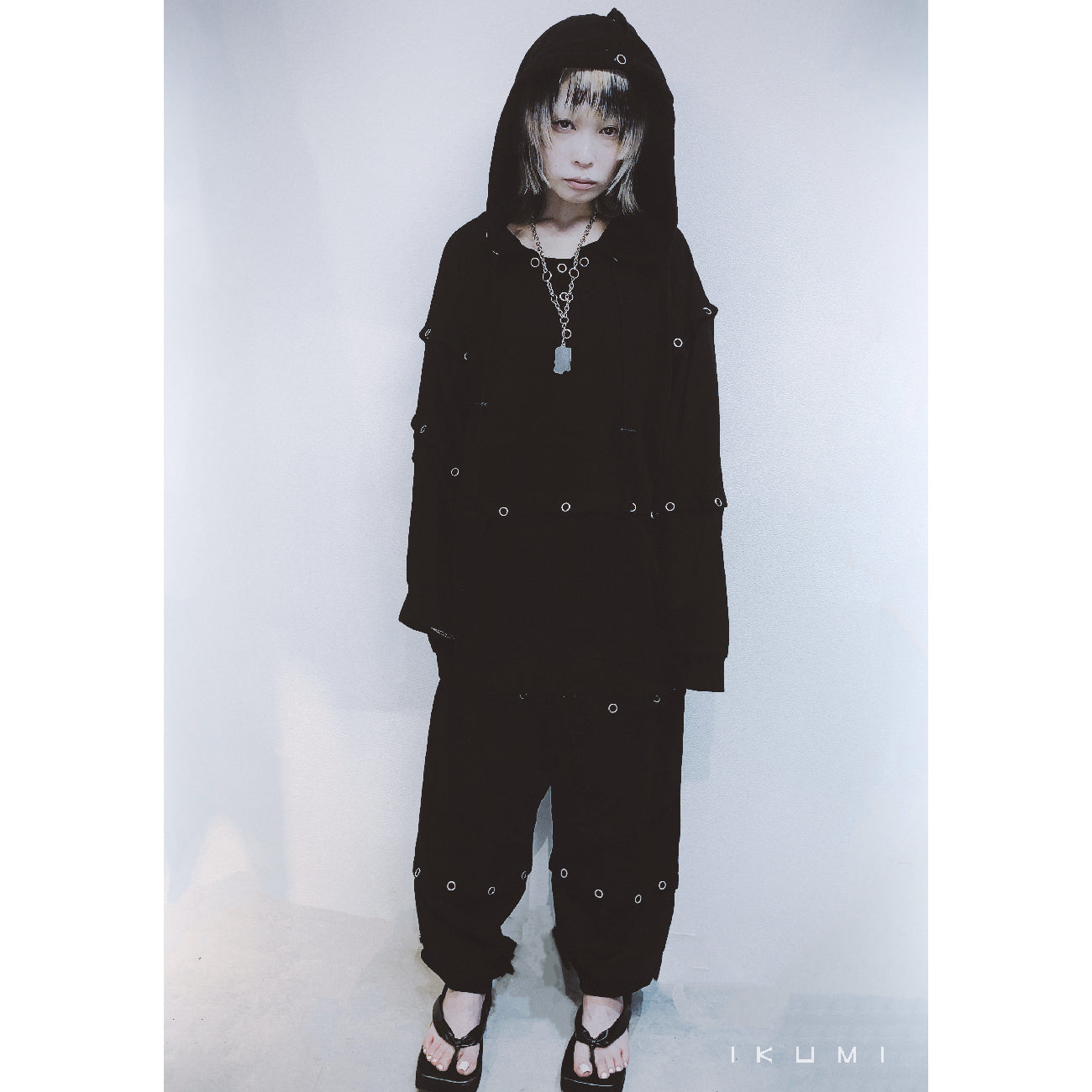 SNAPBOTTON HOODIE