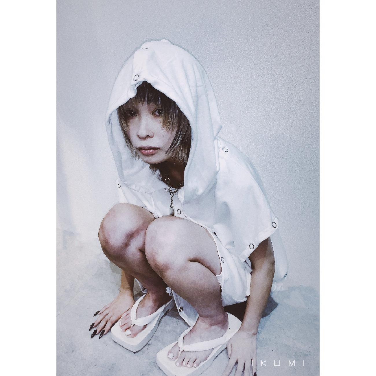 SNAPBOTTON HOODIE