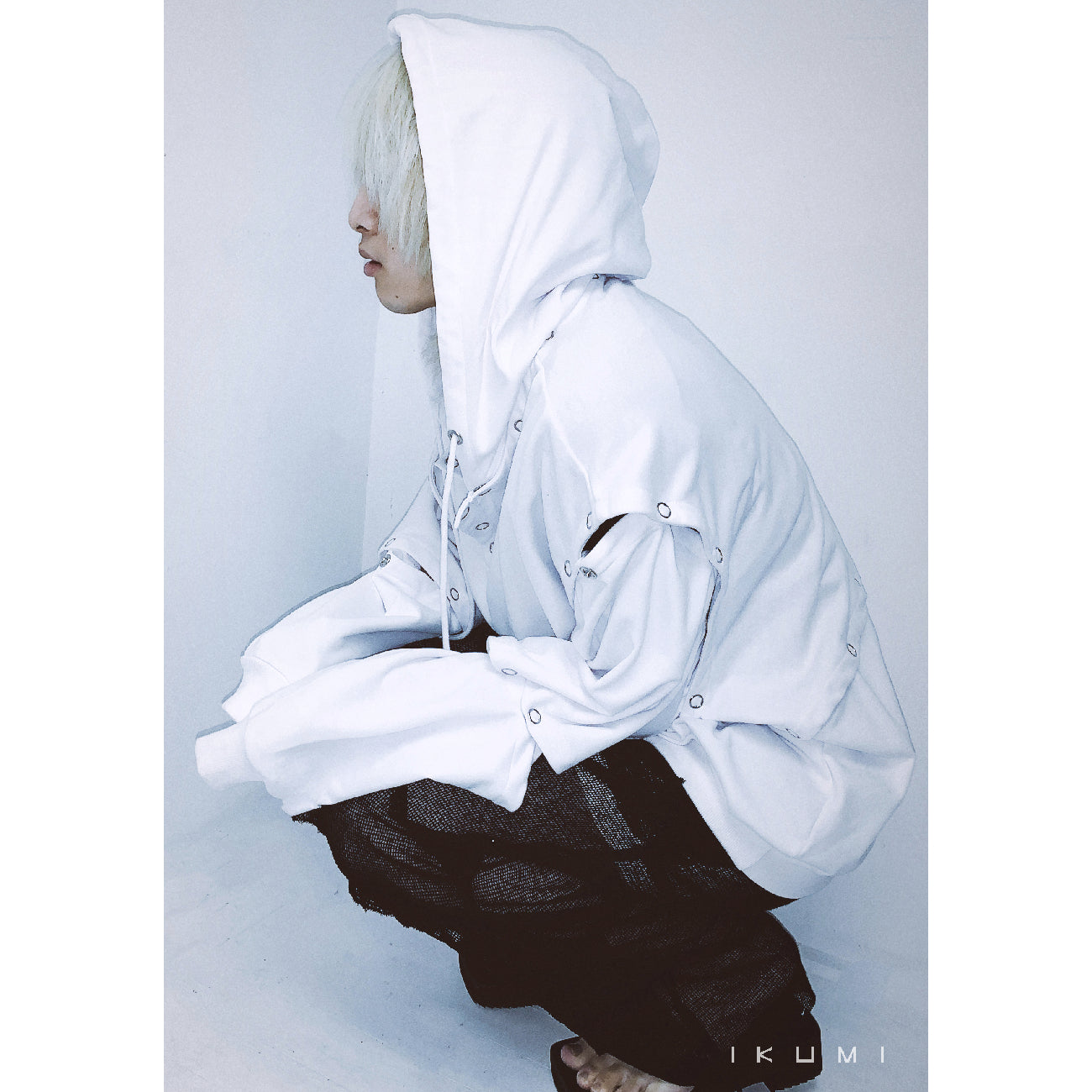 SNAPBOTTON HOODIE