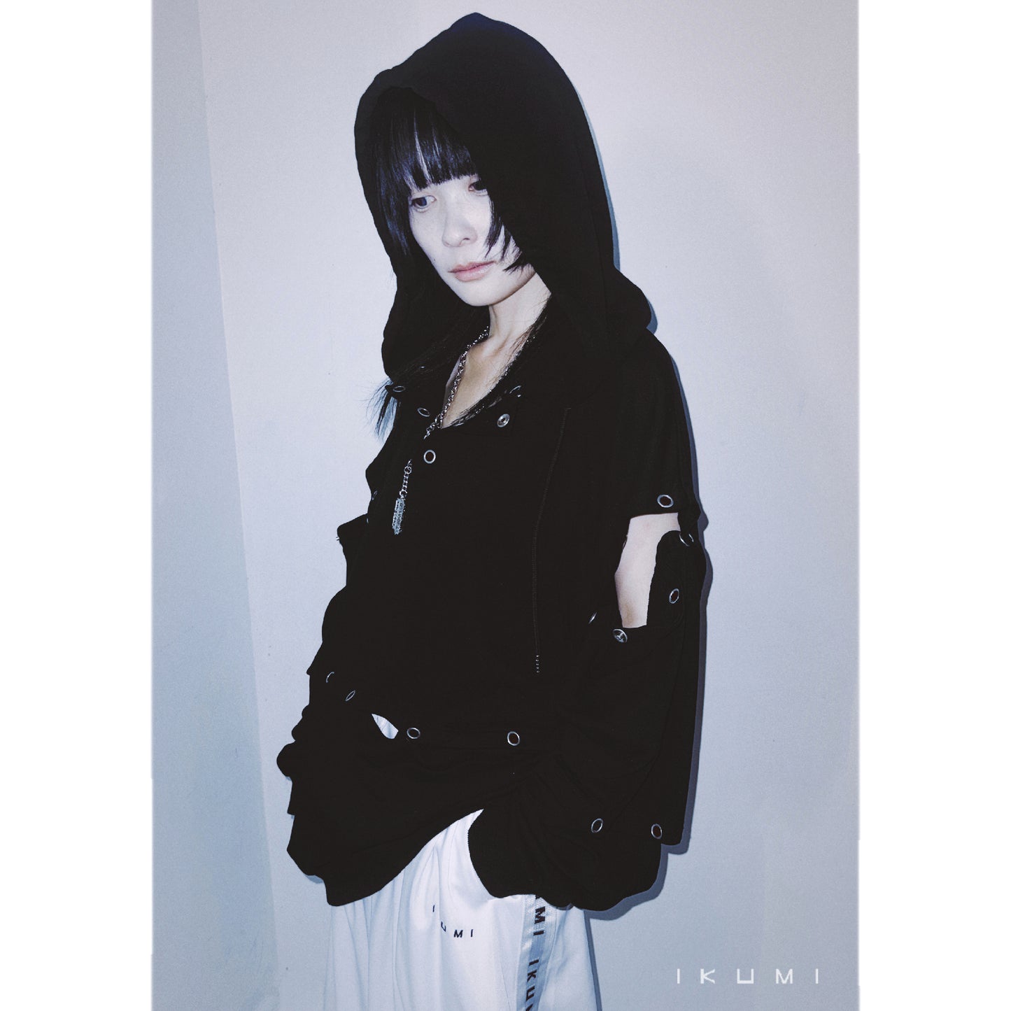 SNAPBOTTON HOODIE