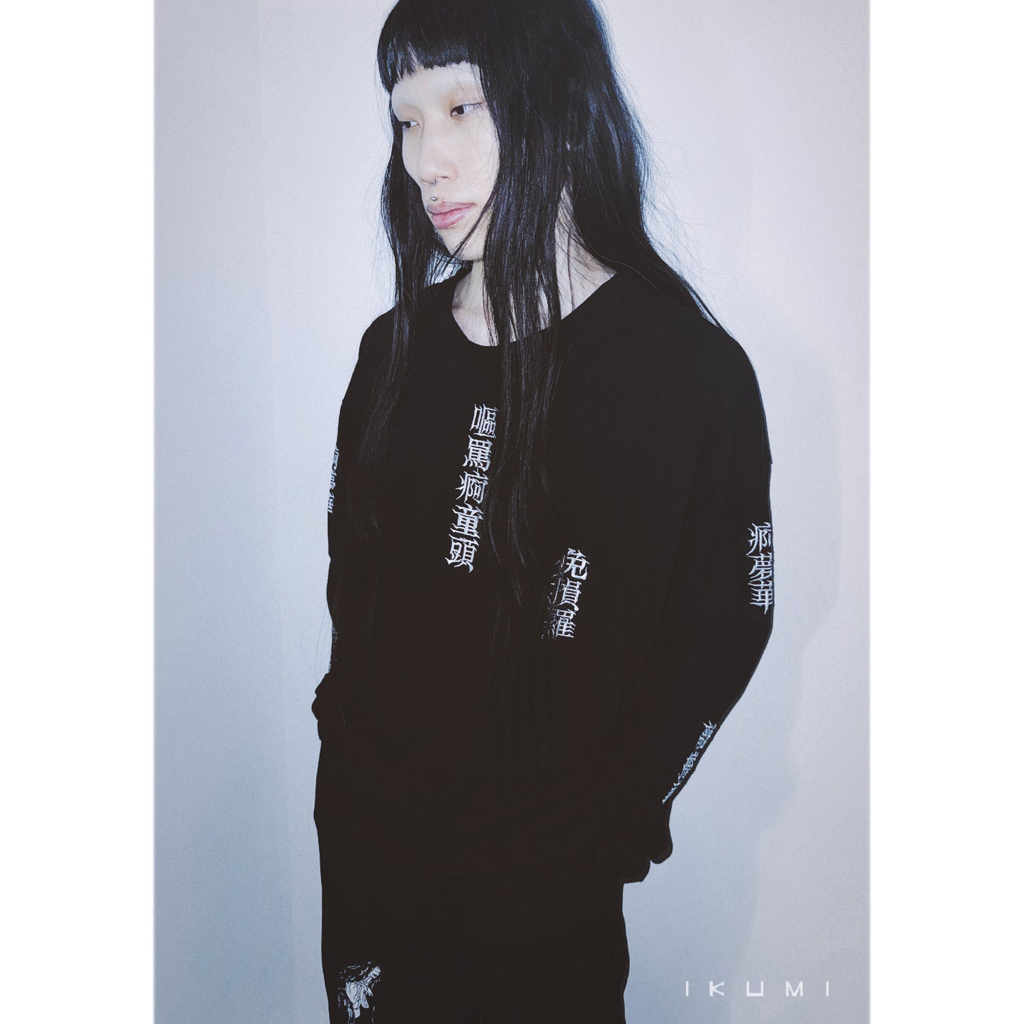 IKUMI×MADARANINGEN 殅葬 LONG T
