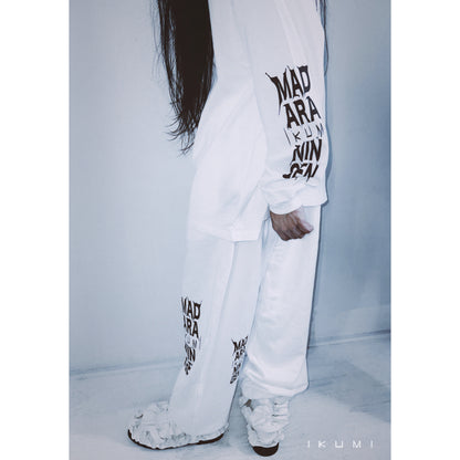 IKUMI×MADARANINGEN BIZZARE LOGO SWEATPANTS 