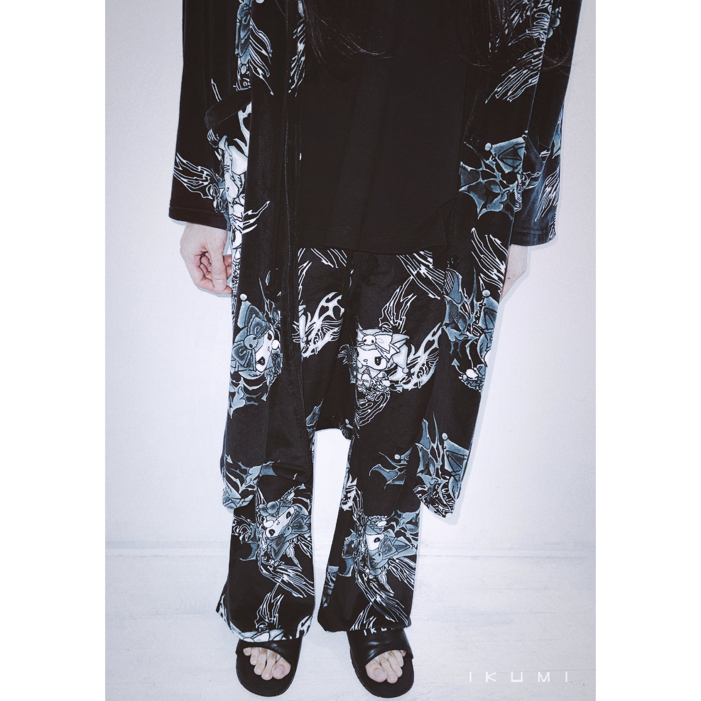 KUROMI×IKUMI FREECE FLARE PANTS