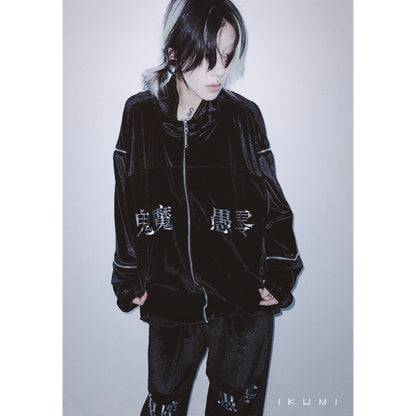 TEMPERAMENTAL JACKET