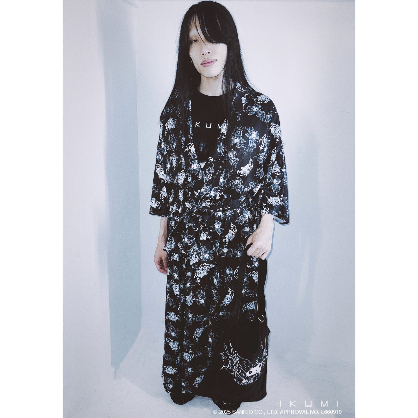 KUROMI×IKUMI PIERCED TOTE