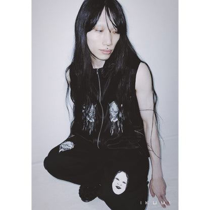 SCATTERED NOH MASKS SWEAT PANTS